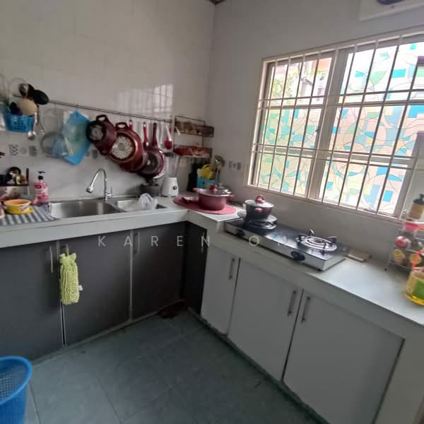 Rumah Teres 2 Tingkat untuk Dijual di Putra Heights (Subang Jaya) - Karen Ong - Kitchen - PropertyGuru.com.my