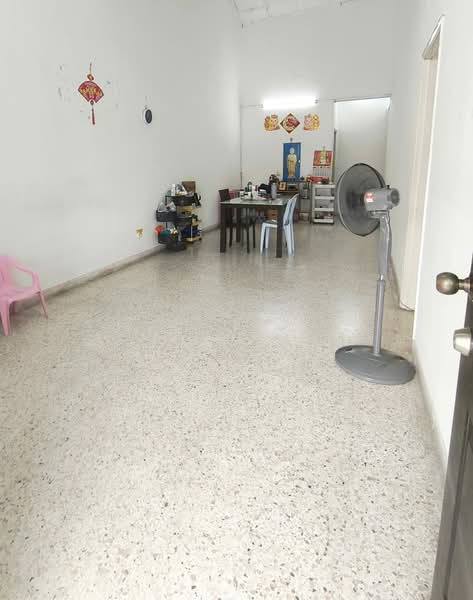1-storey Terraced House for Sale in Taman Perling (Perling) - Jaz Lee - PropertyGuru.com.my