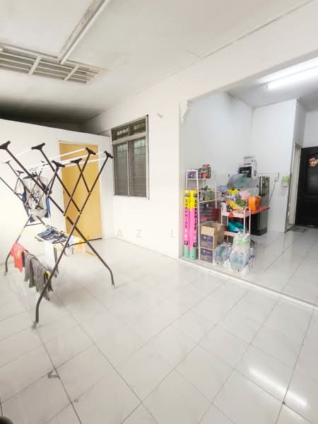 1-storey Terraced House for Sale in Taman Perling (Perling) - Jaz Lee - PropertyGuru.com.my