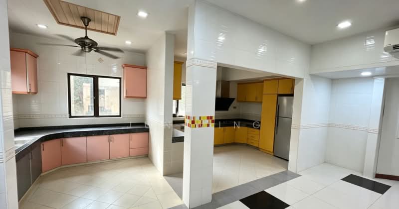 Rumah Banglo untuk Dijual di Country Heights (Kajang) - Jun Ming - Kitchen - PropertyGuru.com.my