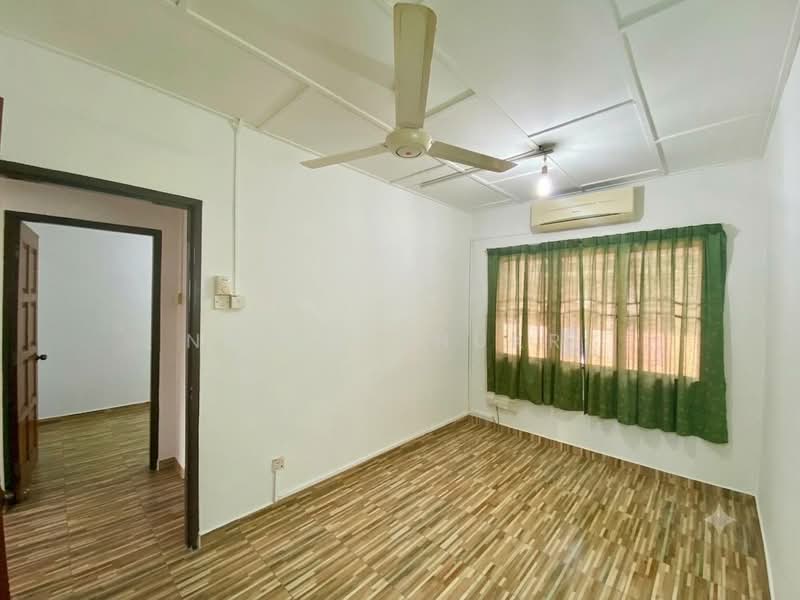 Rumah Teres 2 Tingkat untuk Dijual di Seksyen 20 (Shah Alam) - Nadia Shukri - Interior - PropertyGuru.com.my