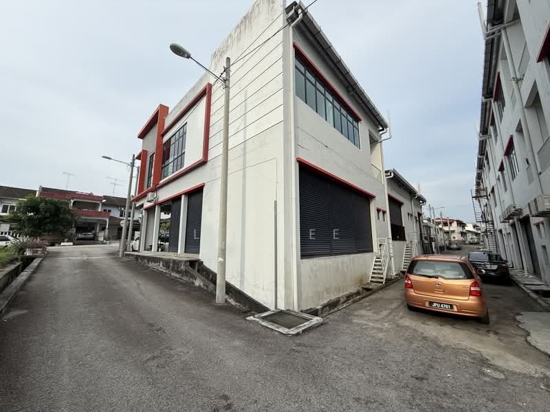 Kedai untuk Dijual di Batu Pahat (Johor) - Lee Kee - Exterior - PropertyGuru.com.my
