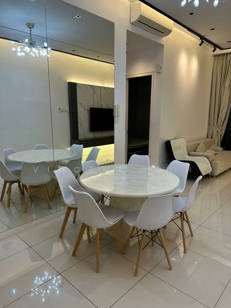 Kondominium untuk Dijual di Waltz Residences - Vincent Yeoh - Living Room - PropertyGuru.com.my
