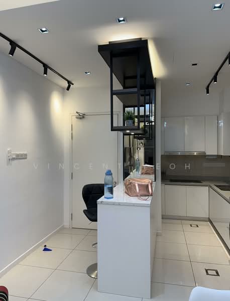 Kondominium untuk Dijual di Waltz Residences - Vincent Yeoh - Kitchen - PropertyGuru.com.my