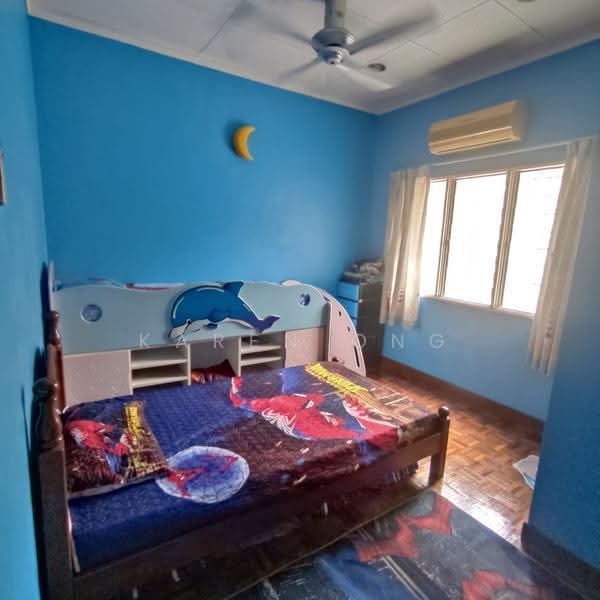 Rumah Teres 2-Tingkat untuk Dijual di Putra Heights (Subang Jaya) - Karen Ong - Bedroom - PropertyGuru.com.my