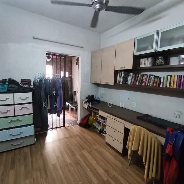 Rumah Teres 2-Tingkat untuk Dijual di Putra Heights (Subang Jaya) - Karen Ong - Study - PropertyGuru.com.my