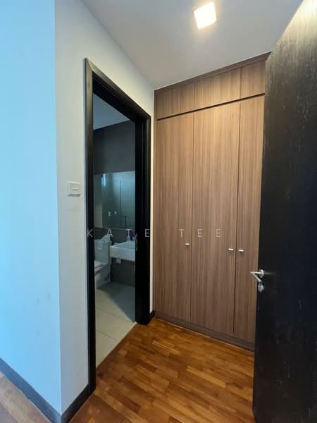 Rumah Banglo untuk Dijual di Leisure Farm (Gelang Patah) - Kate Tee - Bathroom - PropertyGuru.com.my