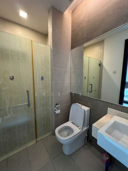 Rumah Banglo untuk Dijual di Leisure Farm (Gelang Patah) - Kate Tee - Bathroom - PropertyGuru.com.my