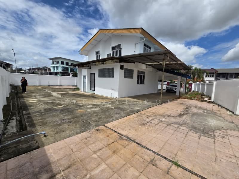 Rumah Banglo untuk Dijual di Taman Hui Sing (Kuching) - Sherene Kok - Exterior - PropertyGuru.com.my