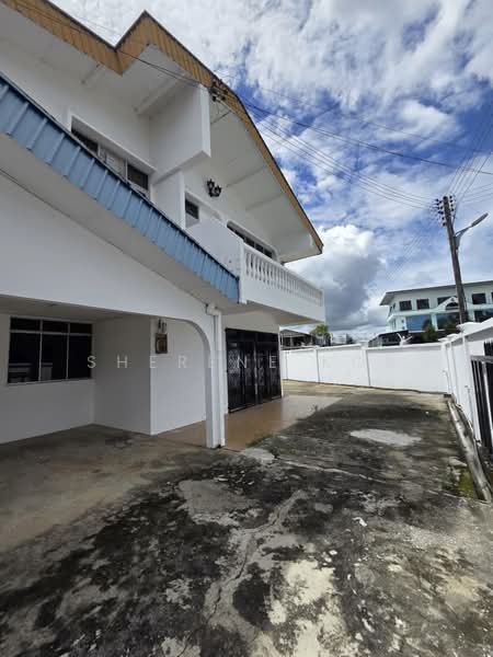 Rumah Banglo untuk Dijual di Taman Hui Sing (Kuching) - Sherene Kok - Exterior - PropertyGuru.com.my