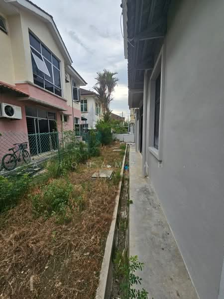 Terraced House for Rent in Taman Seri Juru (Bukit Minyak) - AfiqHamzah . - Exterior - PropertyGuru.com.my