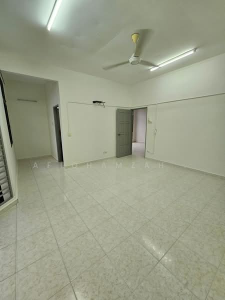 Terraced House for Rent in Taman Seri Juru (Bukit Minyak) - AfiqHamzah . - Living Room - PropertyGuru.com.my
