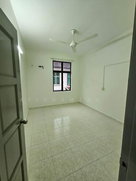 Terraced House for Rent in Taman Seri Juru (Bukit Minyak) - AfiqHamzah . - Interior - PropertyGuru.com.my