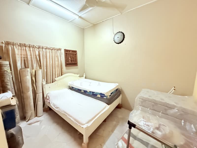Rumah Berkembar untuk Dijual di Taman Bukit Jati (Klang) - SHAH REZA SASMAT - PropertyGuru.com.my
