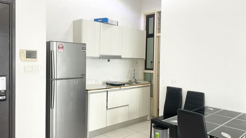 Service Residence for Rent at D'Summit Residences - Quinccy Lim - Kitchen - PropertyGuru.com.my