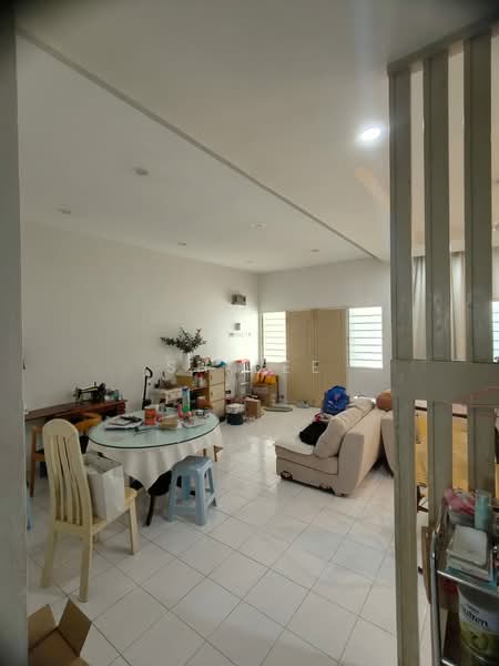 Rumah Teres 2 Tingkat untuk Dijual di Taman Mawar (Butterworth) - SH Lee - Living Room - PropertyGuru.com.my
