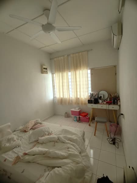 Rumah Teres 2 Tingkat untuk Dijual di Taman Mawar (Butterworth) - SH Lee - Bedroom - PropertyGuru.com.my