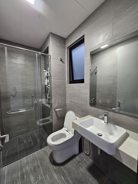 Condominium for Sale at The Boulevard - Calvin Loke - Bathroom - PropertyGuru.com.my