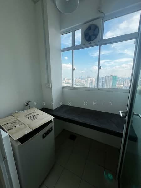 Pangsapuri untuk Dijual di Desa Green - Vaness Chin - Balcony - PropertyGuru.com.my