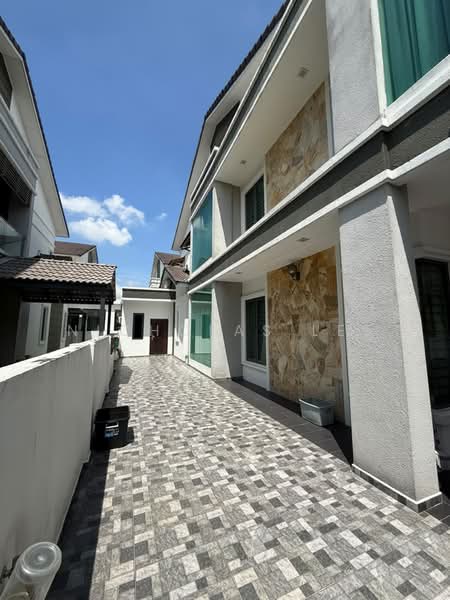 Rumah Berkembar untuk Dijual di Bandar Seri Botani (Ipoh) - Nicholas Lee - Exterior - PropertyGuru.com.my