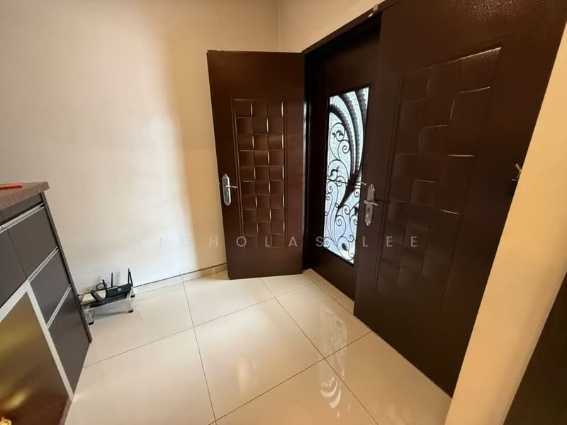 Rumah Berkembar untuk Dijual di Bandar Seri Botani (Ipoh) - Nicholas Lee - Entrance - PropertyGuru.com.my