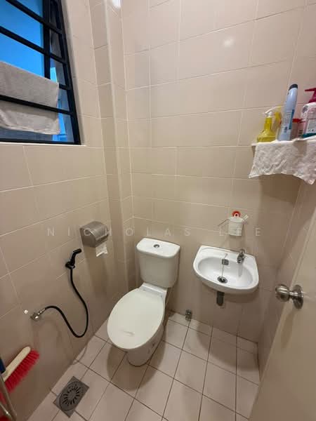 Rumah Berkembar untuk Dijual di Bandar Seri Botani (Ipoh) - Nicholas Lee - Bathroom - PropertyGuru.com.my