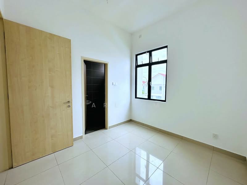 Cluster House for Sale in Taman Mount Austin (Tebrau) - Karl Lim - Interior - PropertyGuru.com.my