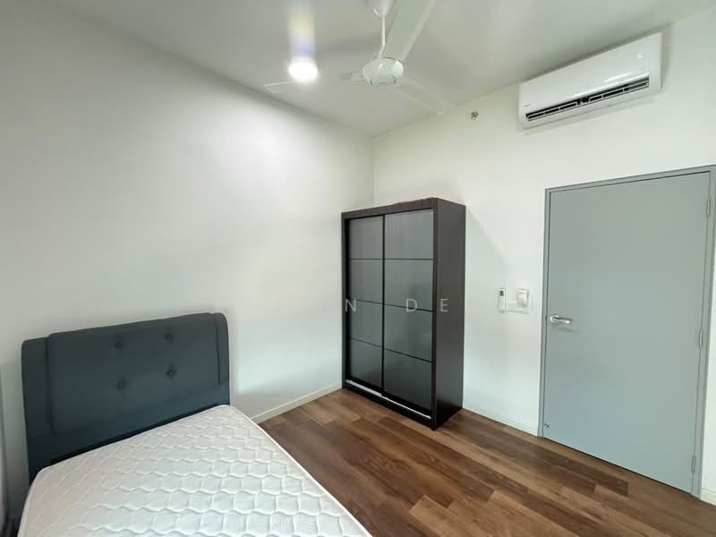Servis Apartment untuk Disewa di Suasana @ Utropolis - Elson Dee - Bedroom - PropertyGuru.com.my