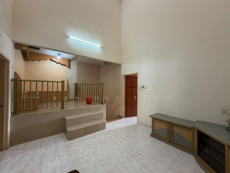 Rumah Teres 2 Tingkat untuk Dijual di Taman Saujana Permai (Bukit Mertajam) - Kah Hui Teoh - Living Room - PropertyGuru.com.my