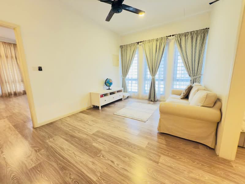Rumah Teres 2 Tingkat untuk Dijual di Shah Alam (Selangor) - Syukor Hartanah - Living Room - PropertyGuru.com.my
