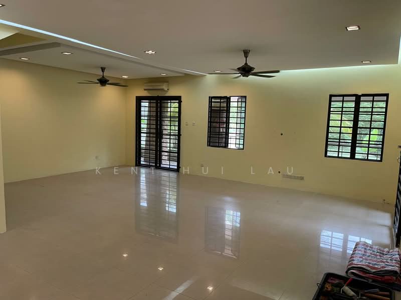 Semi-Detached House for Sale in Bandar Nusaputra (Puchong) - KENT HUI LAU - Living Room - PropertyGuru.com.my
