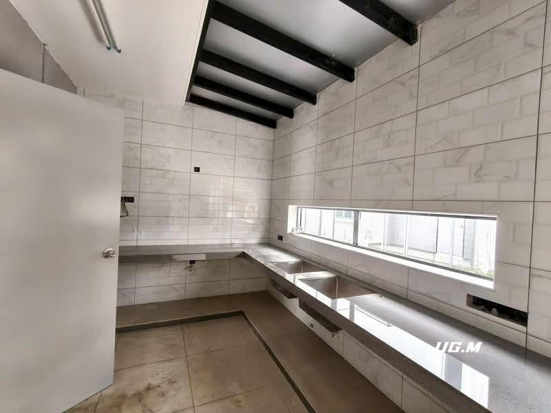 Rumah Teres 2-Tingkat untuk Disewa di Kota Bayuemas (Klang) - Mason Chiah - Kitchen - PropertyGuru.com.my