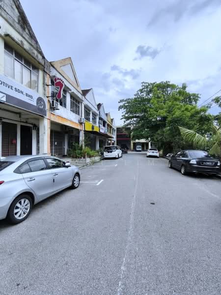 Kedai / Pejabat untuk Dijual di Taman Puteri Wangsa (Ulu Tiram) - Karl Lim - Exterior - PropertyGuru.com.my