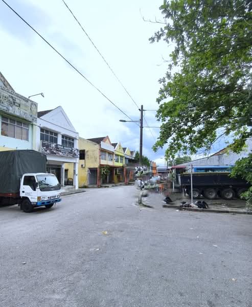 Kedai / Pejabat untuk Dijual di Taman Puteri Wangsa (Ulu Tiram) - Karl Lim - Exterior - PropertyGuru.com.my
