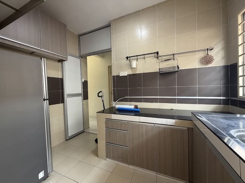 Townhouse for Rent in Bandar Damai Perdana (Cheras) - Kris Tan - Kitchen - PropertyGuru.com.my
