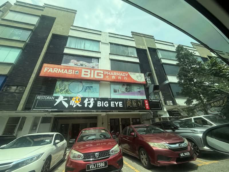 Shop for Rent in Taman Bukit Serdang (Seri Kembangan) - Alfred Long - Exterior - PropertyGuru.com.my