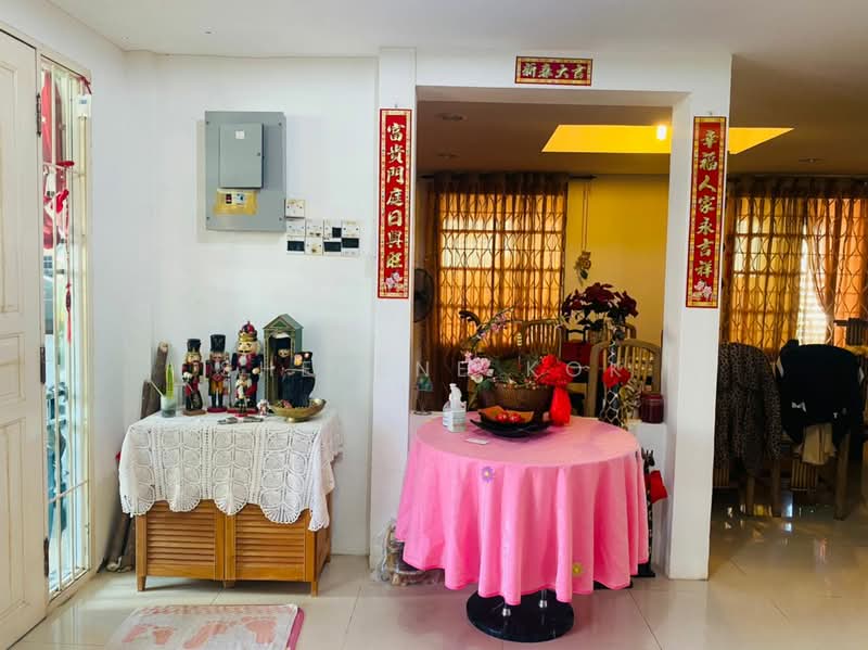 Rumah Banglo untuk Dijual di Kuching (Sarawak) - Sherene Kok - Living Room - PropertyGuru.com.my
