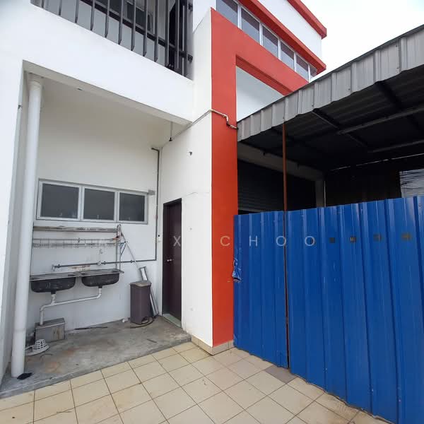 Shop for Rent in Kampung Pulau Meranti (Puchong) - Alex Choo - Exterior - PropertyGuru.com.my