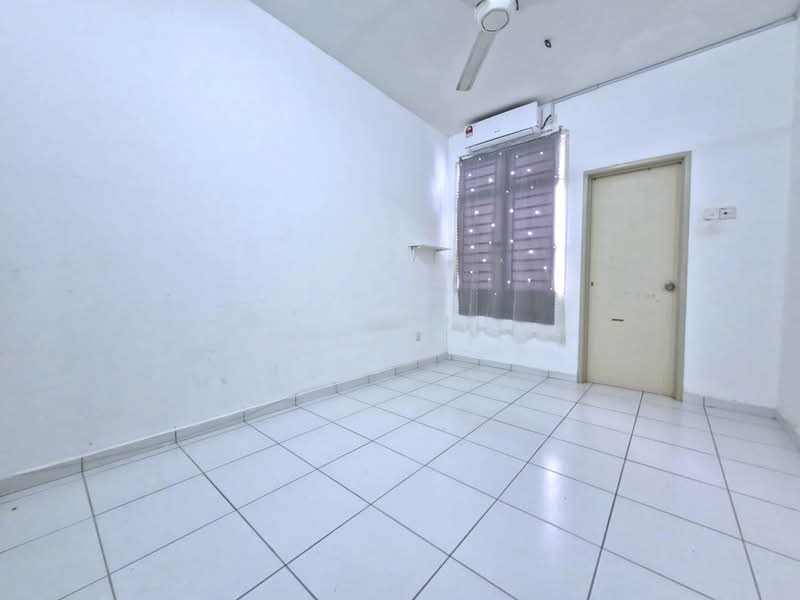 Rumah Teres 2-Tingkat untuk Dijual di Taman Desa Tebrau (Tebrau) - Karl Lim - Interior - PropertyGuru.com.my