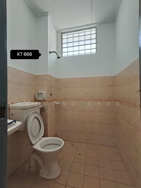 1-storey Terraced House for Sale in Bandar Bukit Raja (Klang) - Raymond Choo - Bathroom - PropertyGuru.com.my