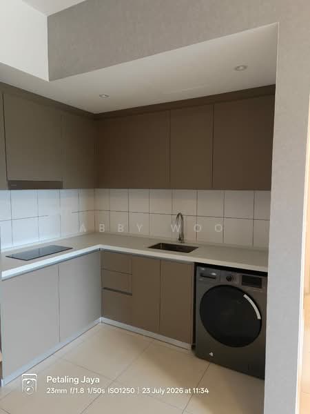 Servis Apartment untuk Disewa di Maya Ara Residences - Abby Woo - Kitchen - PropertyGuru.com.my