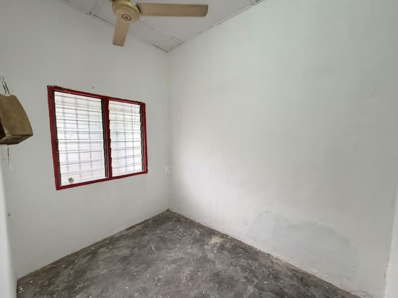 Rumah Teres 1.5 Tingkat untuk Dijual di Taman Garing Jaya (Rawang) - SK Luk - Interior - PropertyGuru.com.my