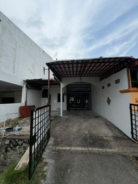 Rumah Teres 1.5 Tingkat untuk Dijual di Taman Garing Jaya (Rawang) - SK Luk - Exterior - PropertyGuru.com.my