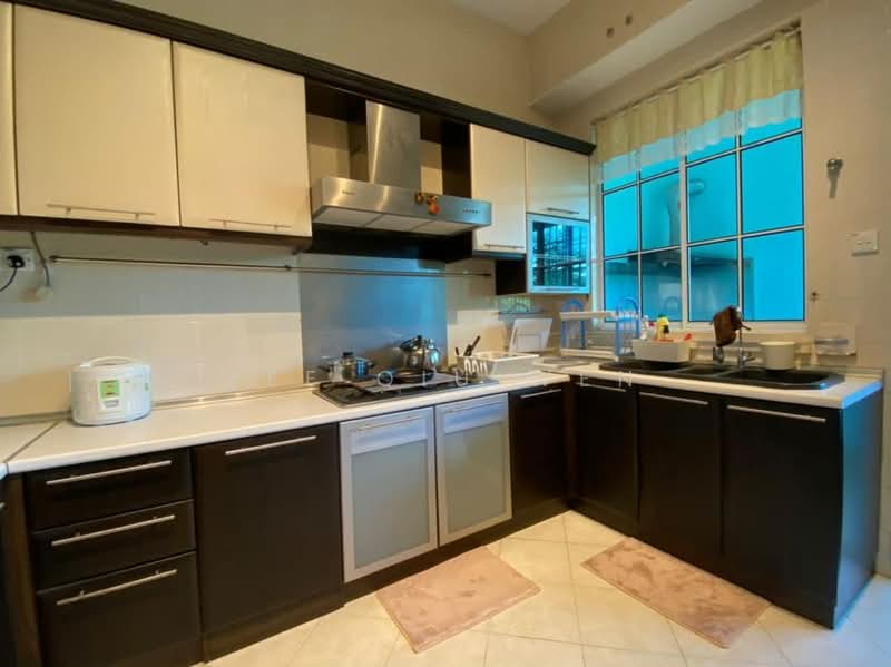 2-storey Terraced House for Rent in Taman Century (Johor Bahru) - Lee Qiu Wen - Kitchen - PropertyGuru.com.my