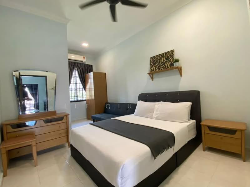 2-storey Terraced House for Rent in Taman Century (Johor Bahru) - Lee Qiu Wen - Bedroom - PropertyGuru.com.my