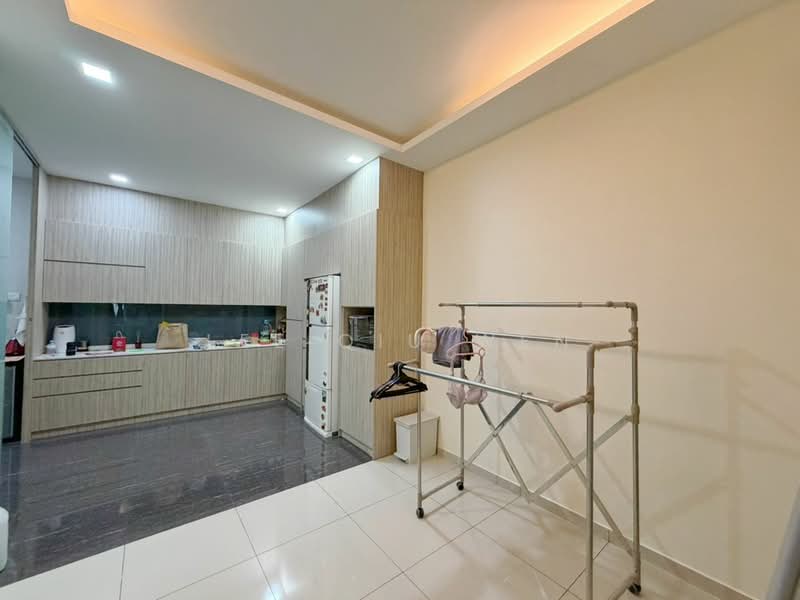 Cluster House for Sale in Taman Nusa Bestari (Iskandar Puteri (Nusajaya)) - Lee Qiu Wen - Kitchen - PropertyGuru.com.my
