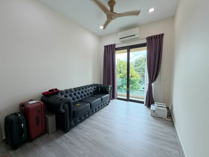 Cluster House for Sale in Taman Nusa Bestari (Iskandar Puteri (Nusajaya)) - Lee Qiu Wen - Living Room - PropertyGuru.com.my