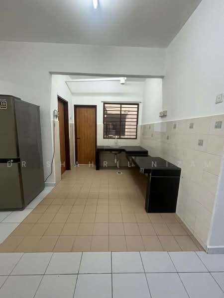 Pangsapuri untuk Disewa di Vista Bayu - Dr Shahril Nizam - Kitchen - PropertyGuru.com.my