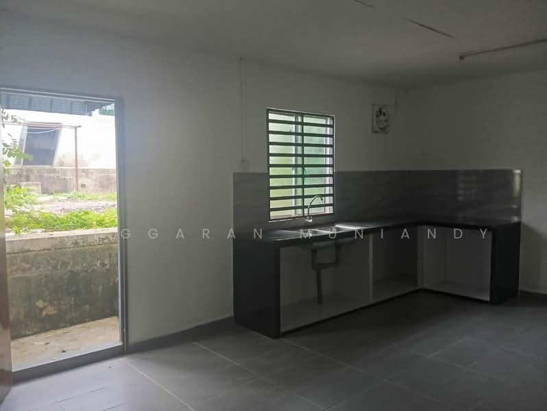 Rumah Teres 1 Tingkat untuk Disewa di Kulim (Kedah) - Sanggaran Muniandy - Kitchen - PropertyGuru.com.my