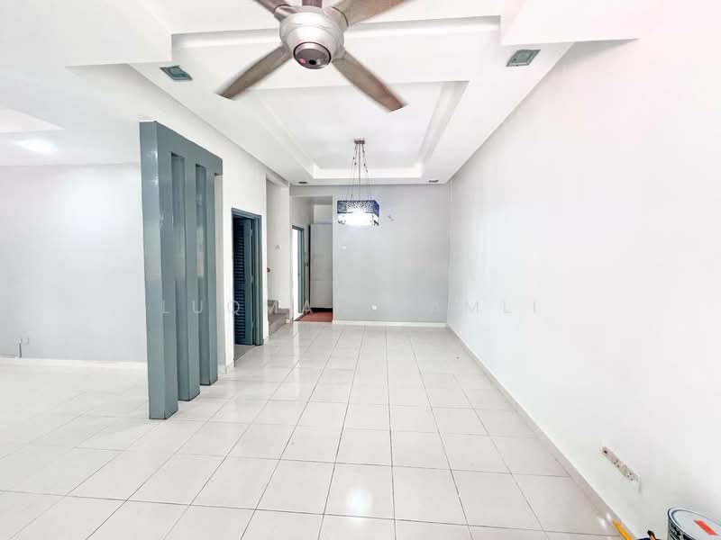 2-storey Terraced House for Sale in Bandar Tun Hussein Onn (Cheras) - Luqman Ramli - Living Room - PropertyGuru.com.my